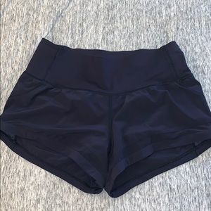 High Rise Shorty Short size 6